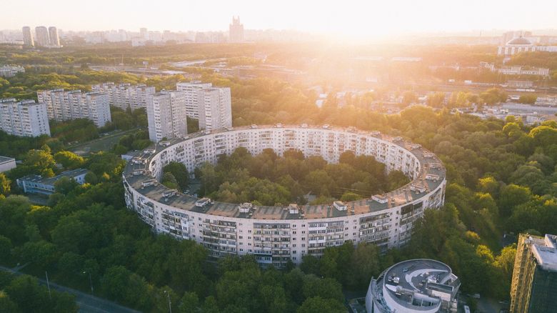 Как формируется цена квадратного метра в премиум-новостройке?