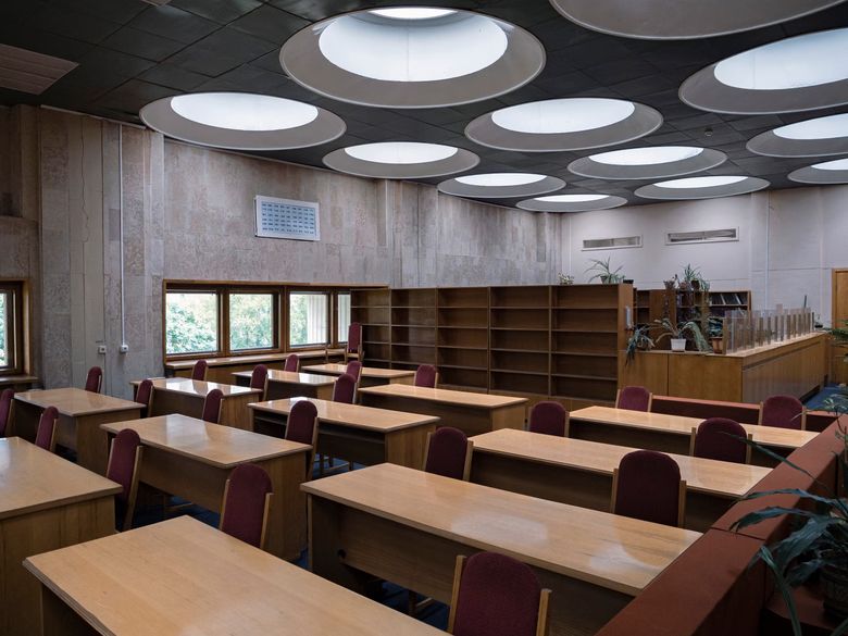 Как выбрать цветовую температуру и индекс цветопередачи для зоны чтения?