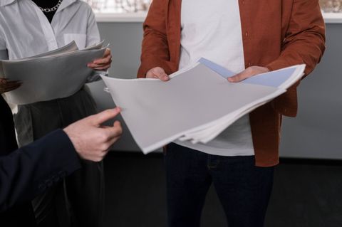 Какие документы проверить до осмотра коттеджа?