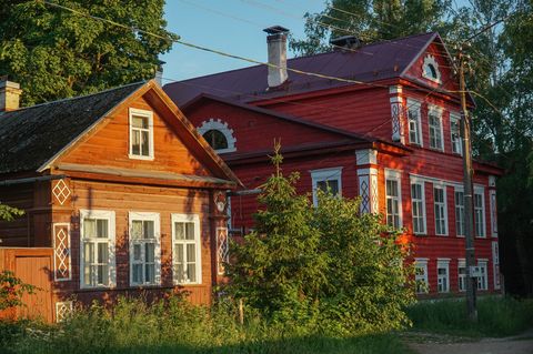 Какие документы проверить до осмотра коттеджа?