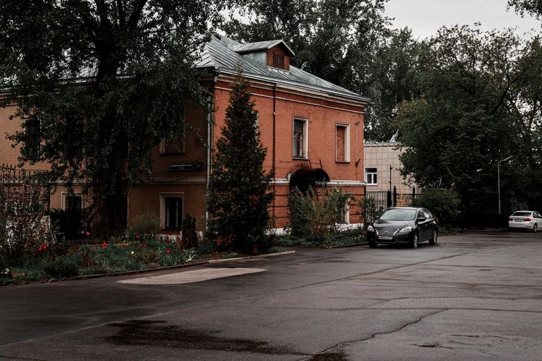 Сколько реально стоит демонтаж в старом фонде?