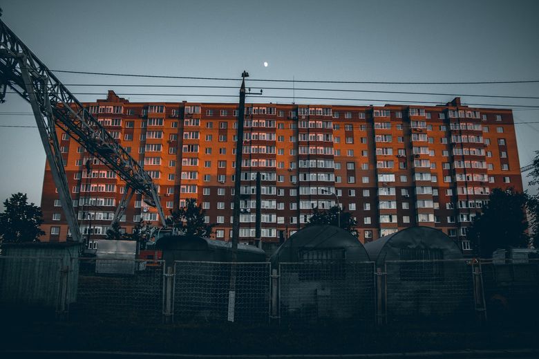 Гибридный ИБП или онлайн-ИБП: что выбрать для «Madison Park»?